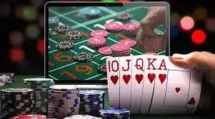 Antarmuka Bandar Poker di bolaft menampilkan kartu pemain, kartu dealer, dan opsi taruhan